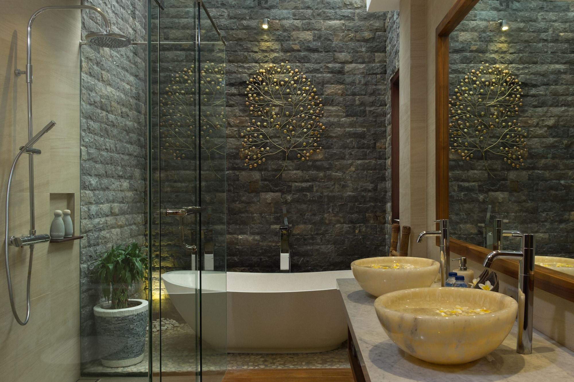 The Secret Villa *